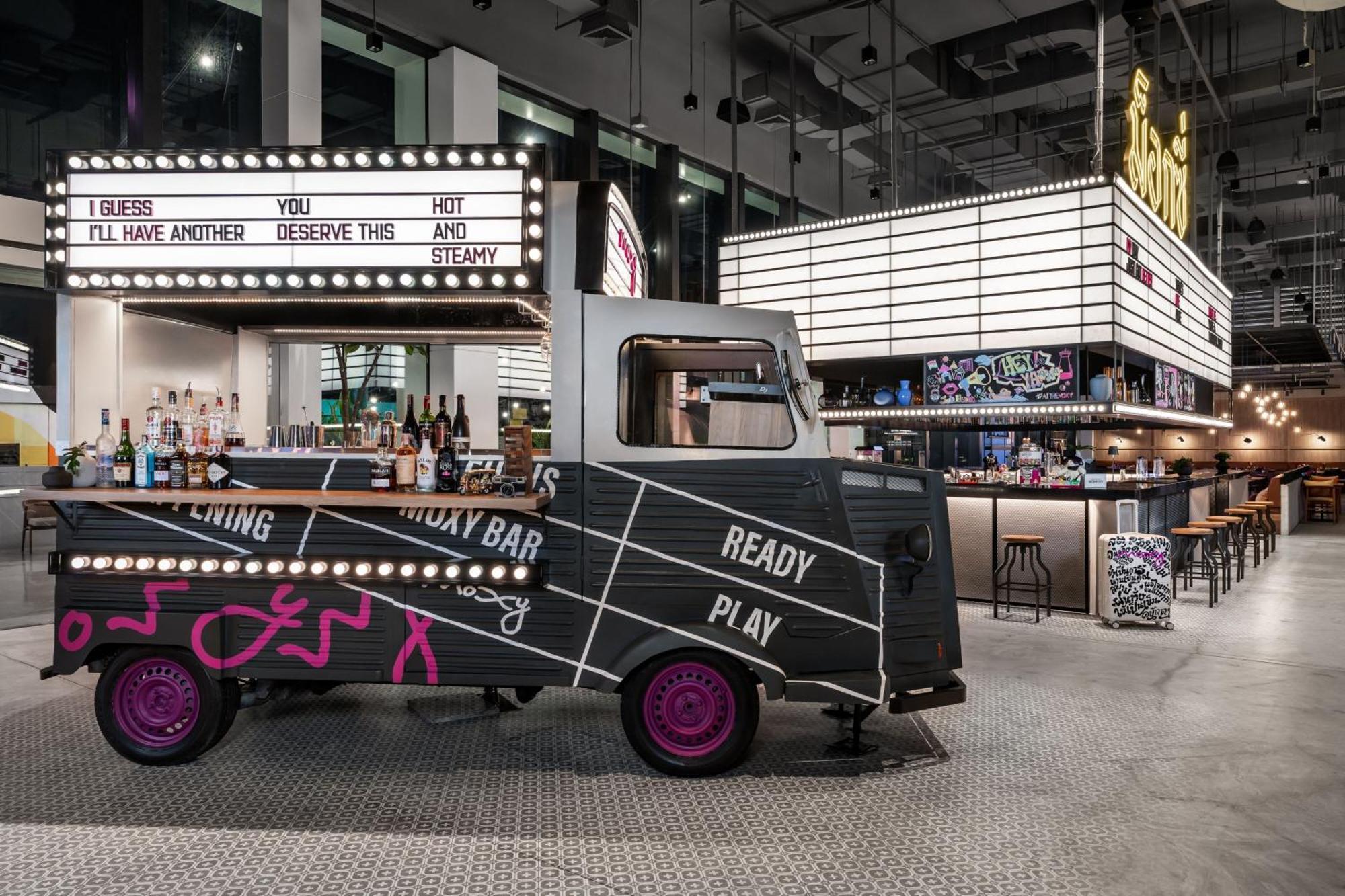 Moxy Bangkok Ratchaprasong Hotel Luaran gambar