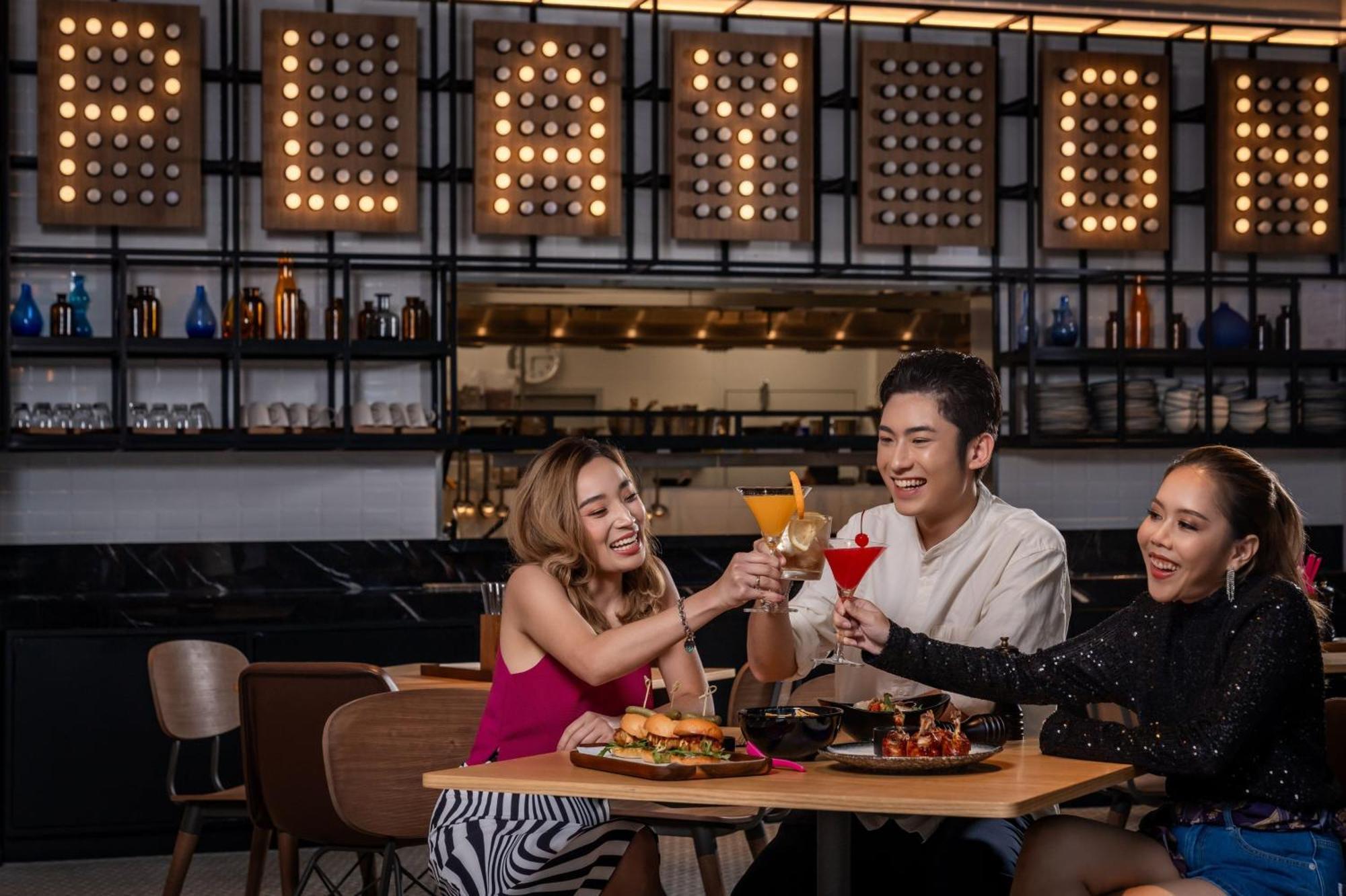 Moxy Bangkok Ratchaprasong Hotel Luaran gambar