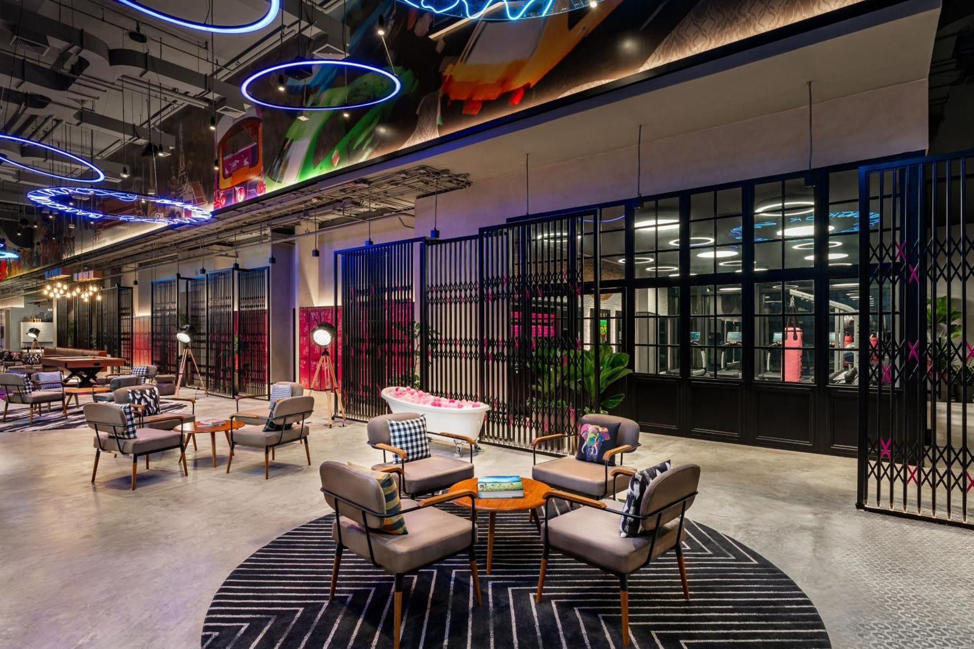 Moxy Bangkok Ratchaprasong Hotel Luaran gambar